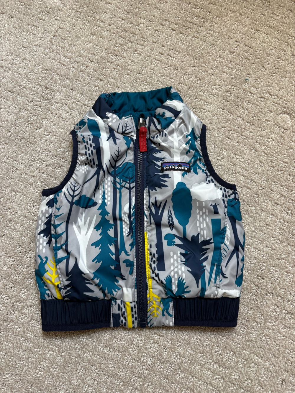 Patagonia Kids Teal & Forest Print Quilted  Vest - 18 mo? See Measurements